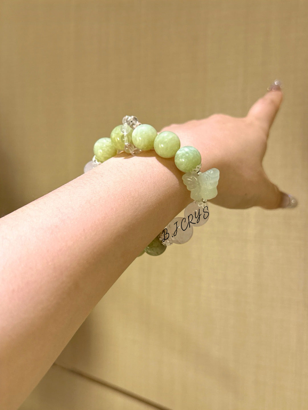 Xiuyu Jade & White Phantom Bracelet