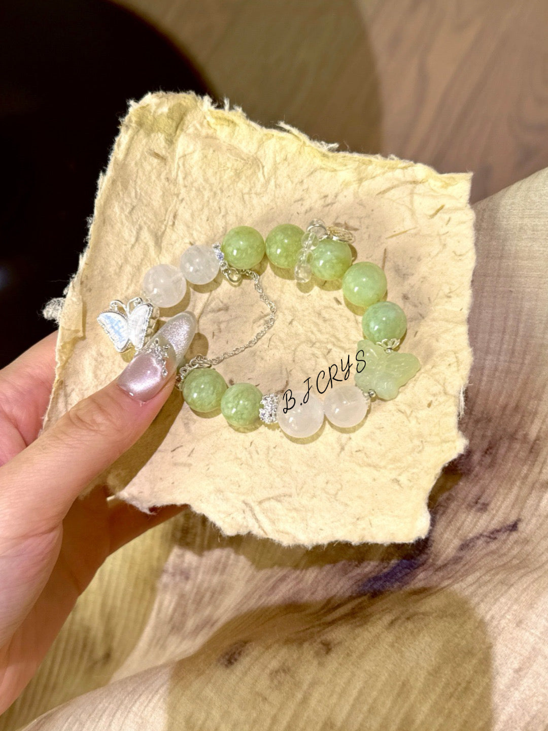 Xiuyu Jade & White Phantom Bracelet